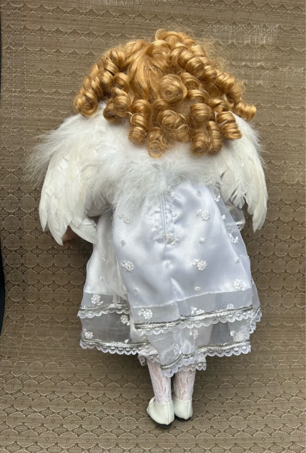 Porcelain Angel Doll with Feather Wings - photo 3