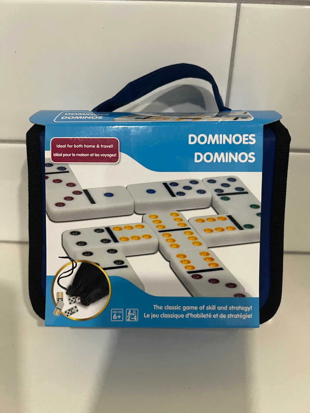 NEW Classic Dominoes Set