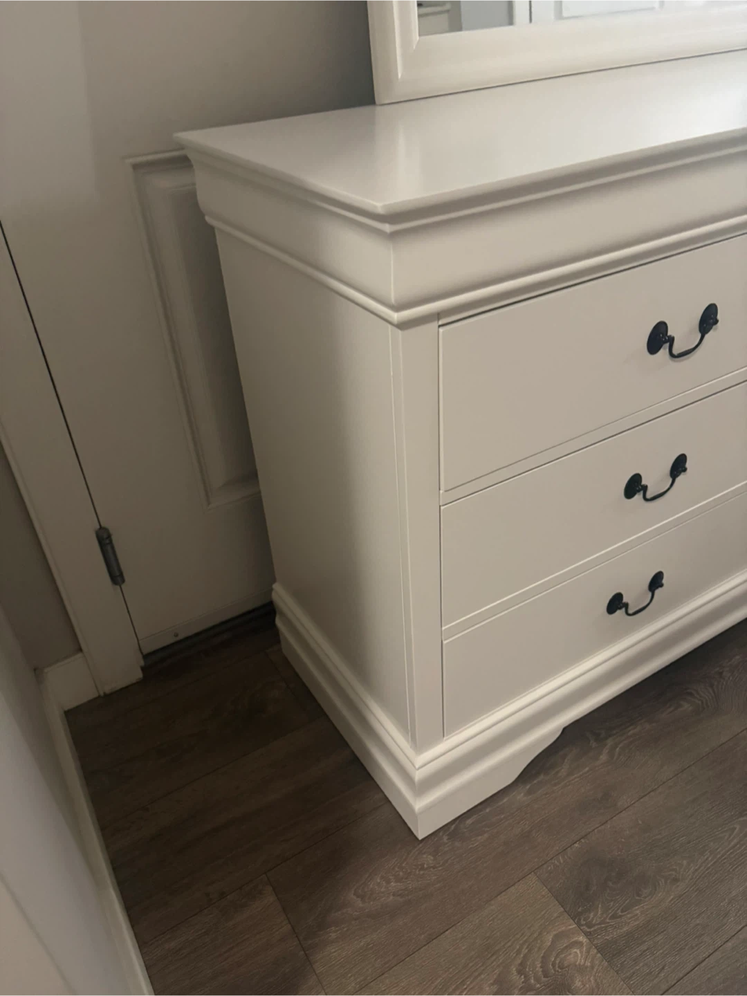White 6-Drawer Dresser with Mirror - photo 3