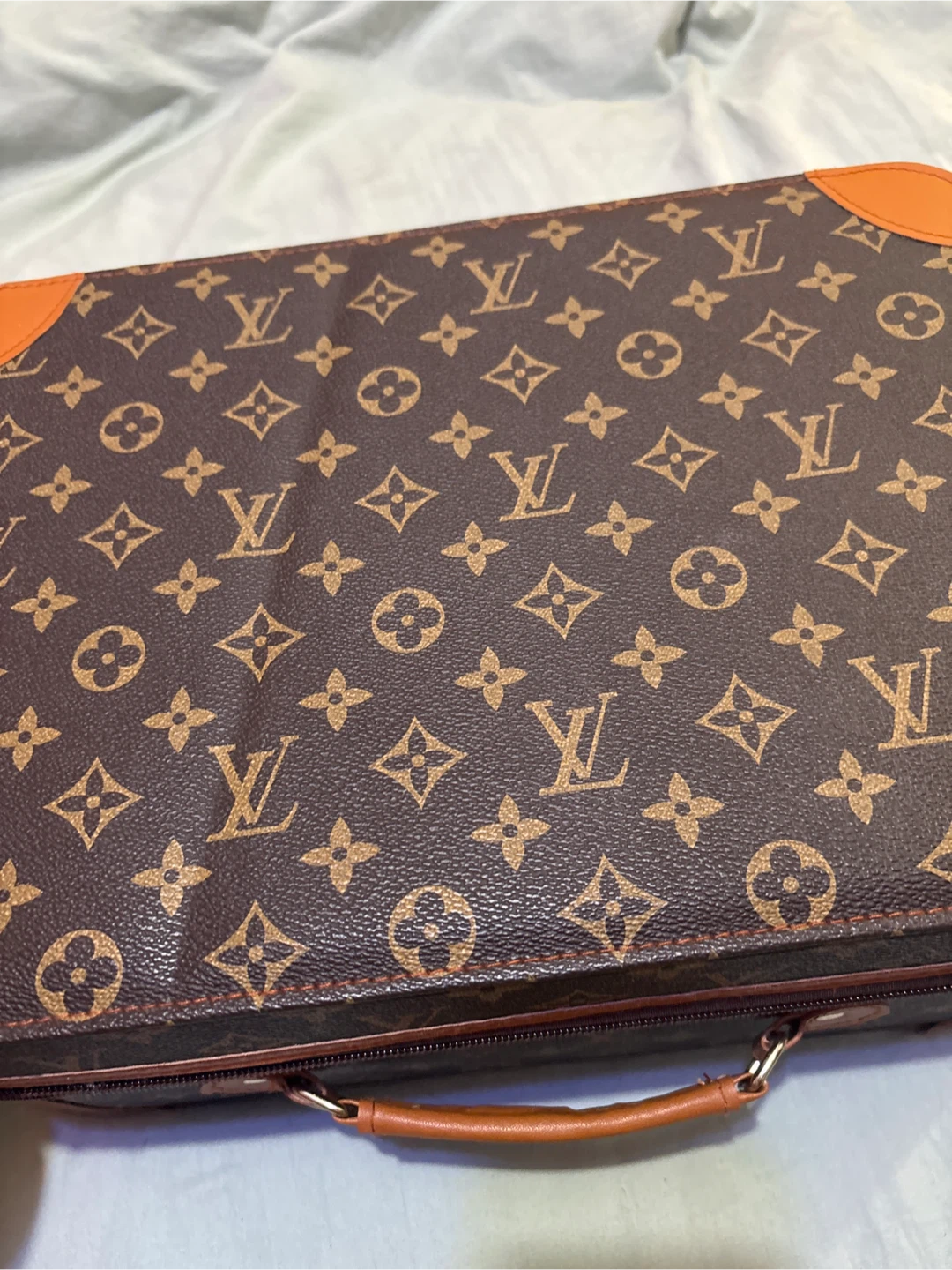 Louis Vuitton Custom Air Jordan 1 - photo 3