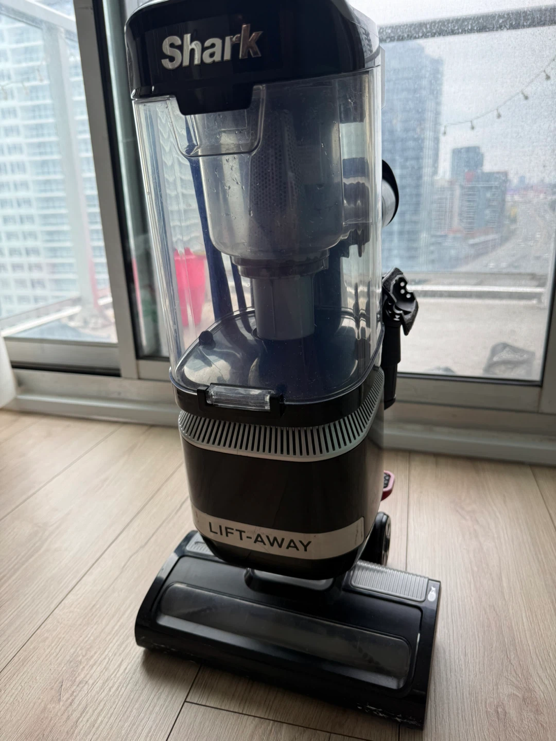 Shark Lift-Away Upright Vacuum