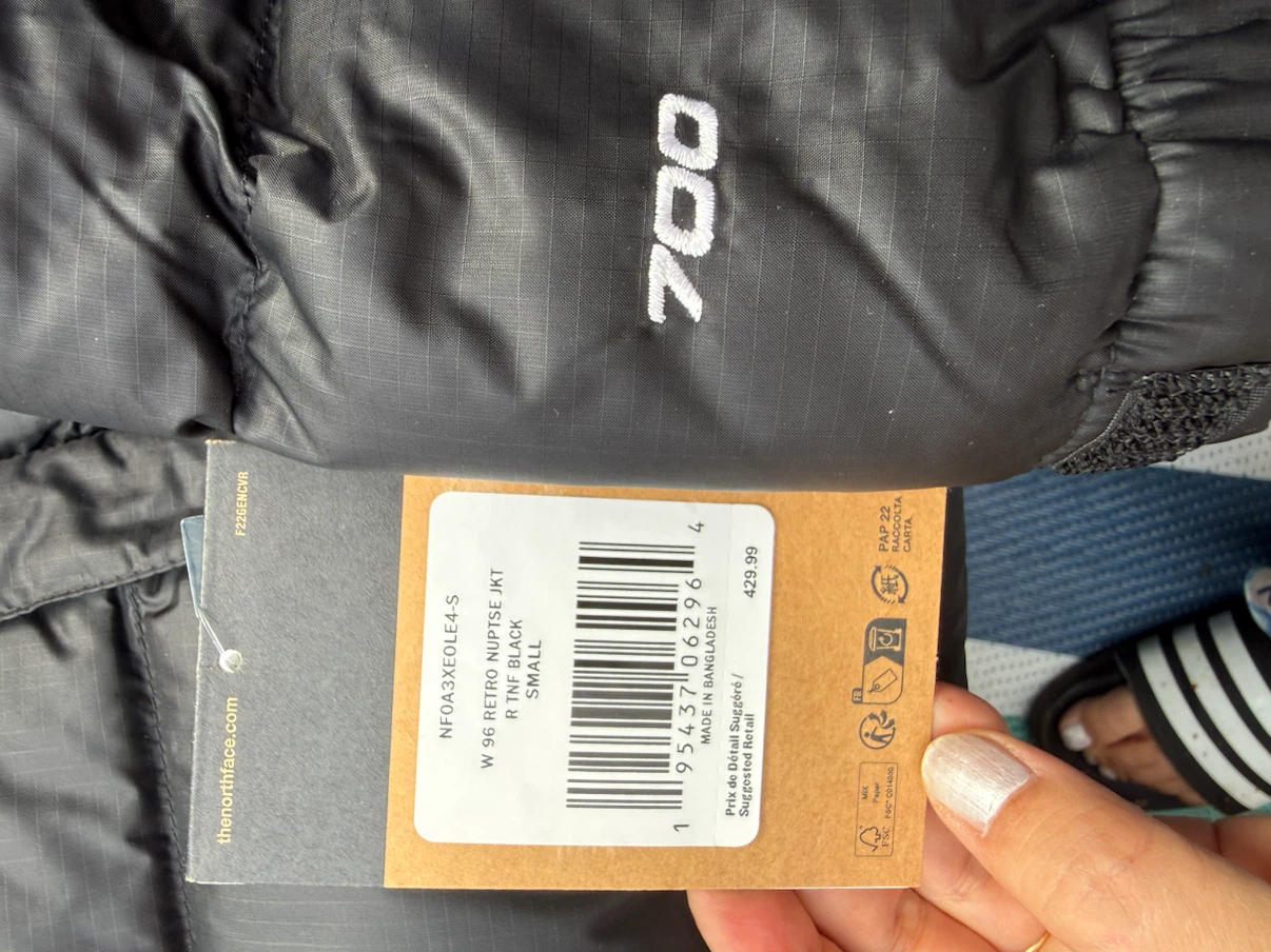 Women’s north face nuptse jacket size small - photo 2