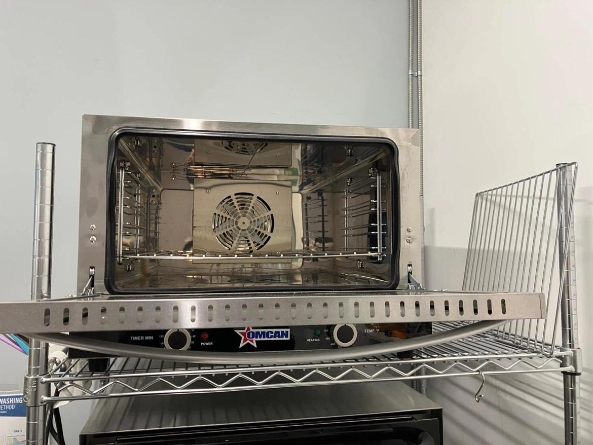 🔥 OMCAN 47L Commercial Convection Oven