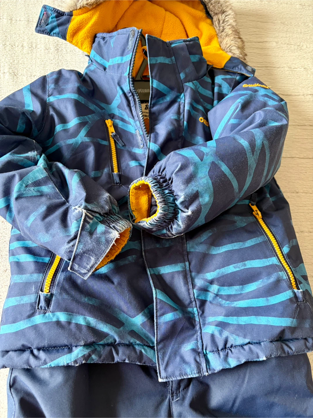 Kids Boys 2 Piece Snowsuit Size 6 - photo 3