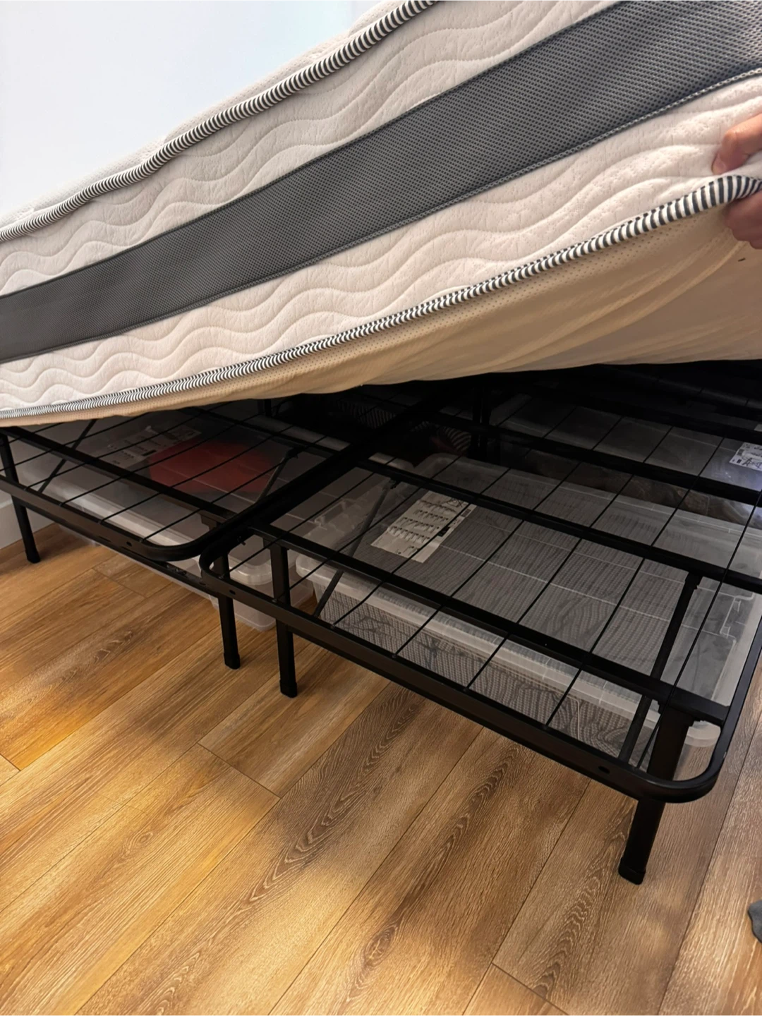Zinus queen mattress with frame - photo 2