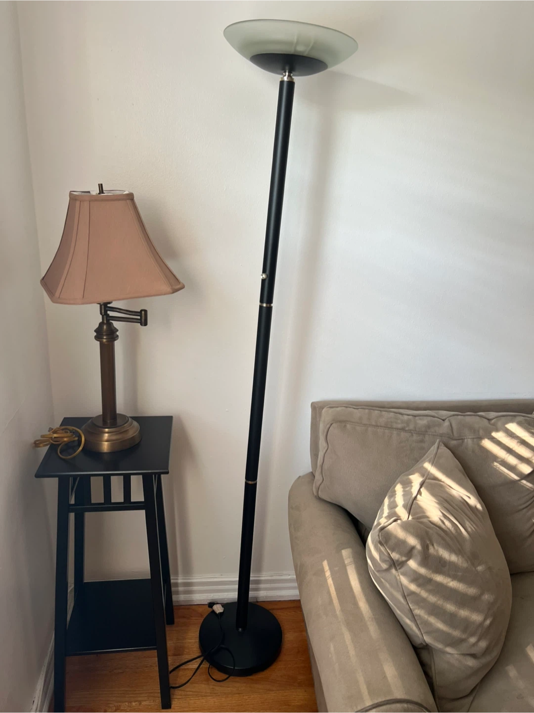 Black Side Table - photo 4