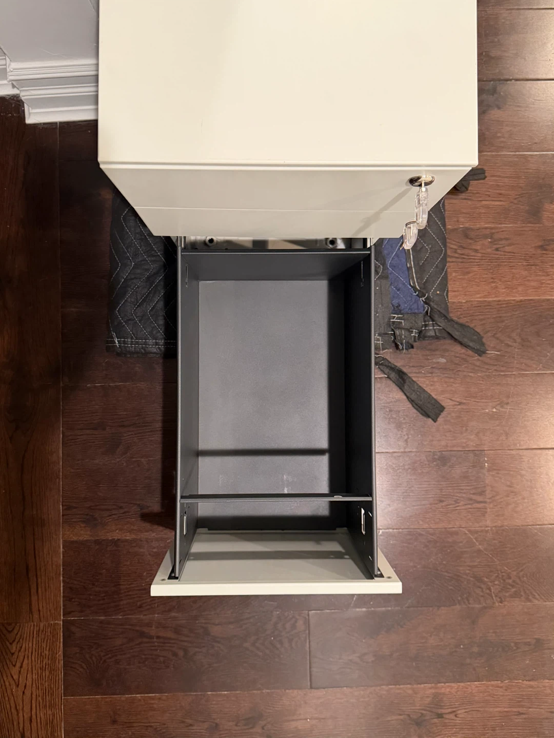 Filing Cabinet - photo 5