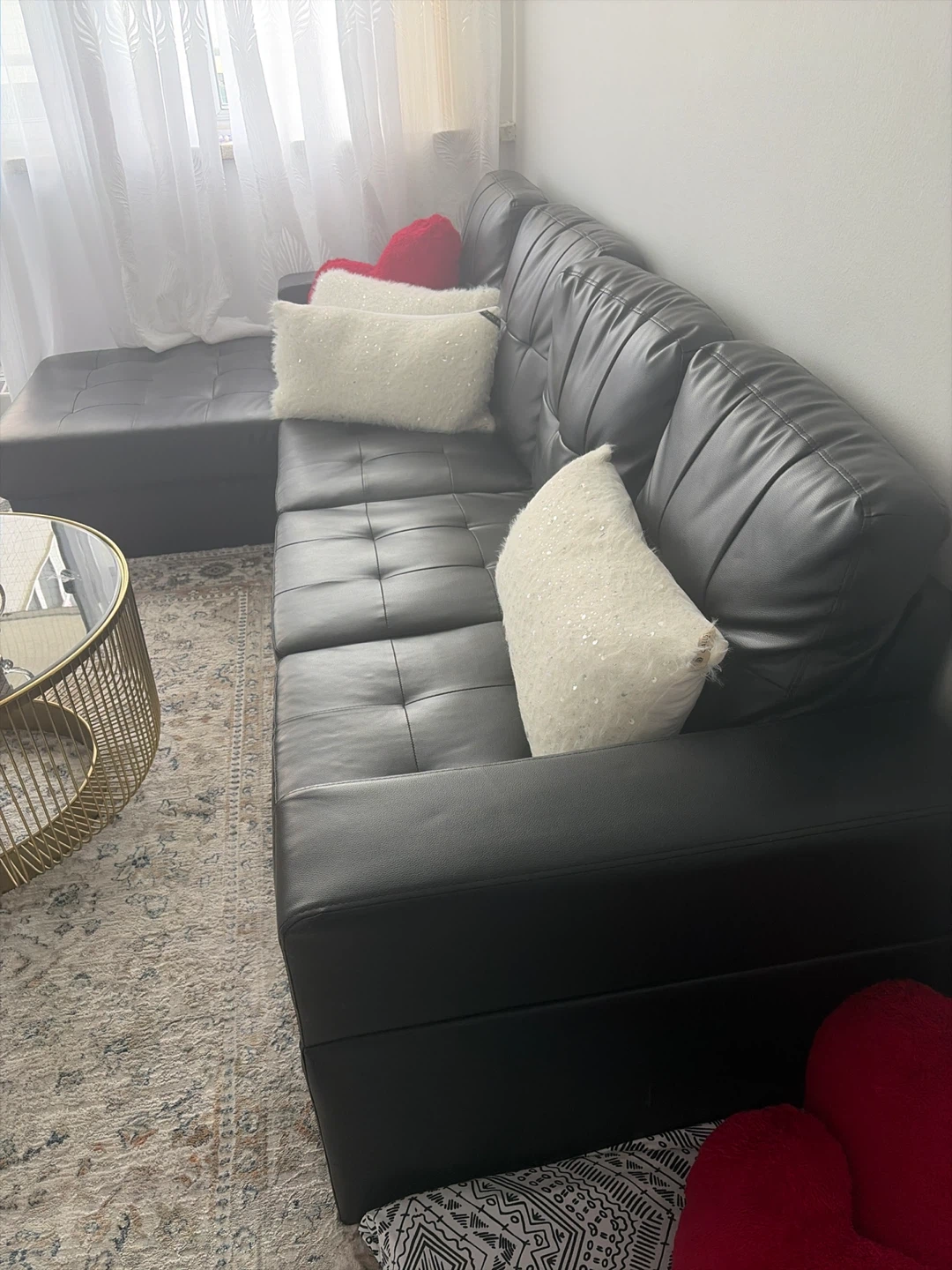 Black Sectional Sofa with Chaise