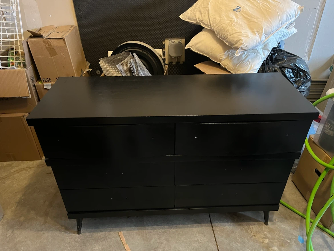 Black 6-Drawer Dresser