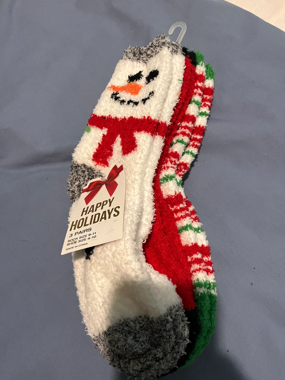 3 Pairs Holiday Fuzzy Socks - photo 2