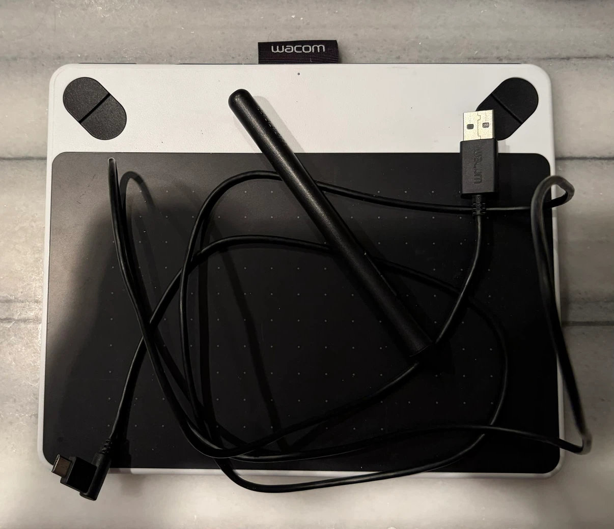 Intuos Wacom drawing tablet - photo 2