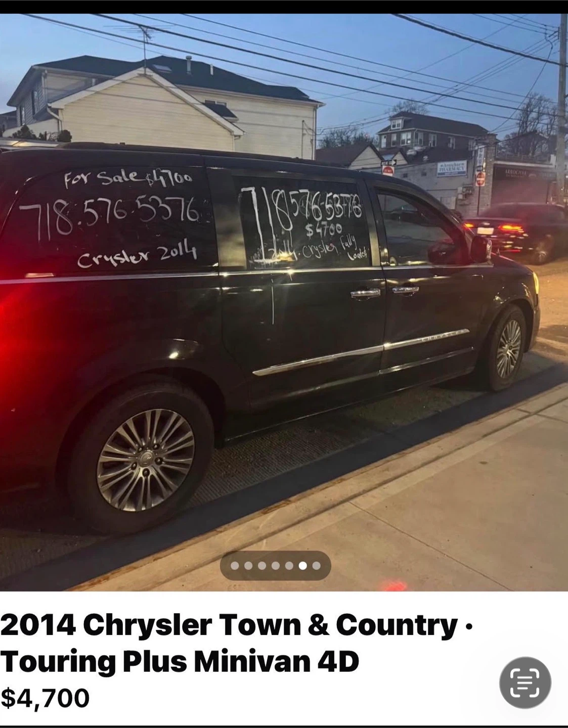 2014 Chrysler Town & Country Touring Plus Minivan - photo 4