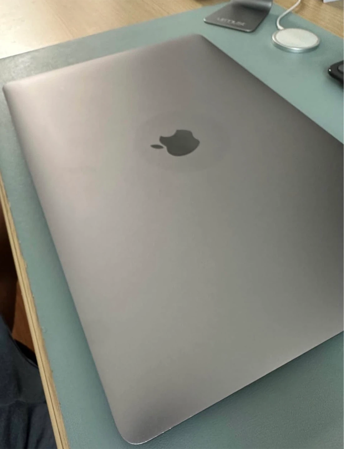 2017 MacBook Pro 15″ (A1707) – 16 GB RAM, 512 GB SSD - photo 2
