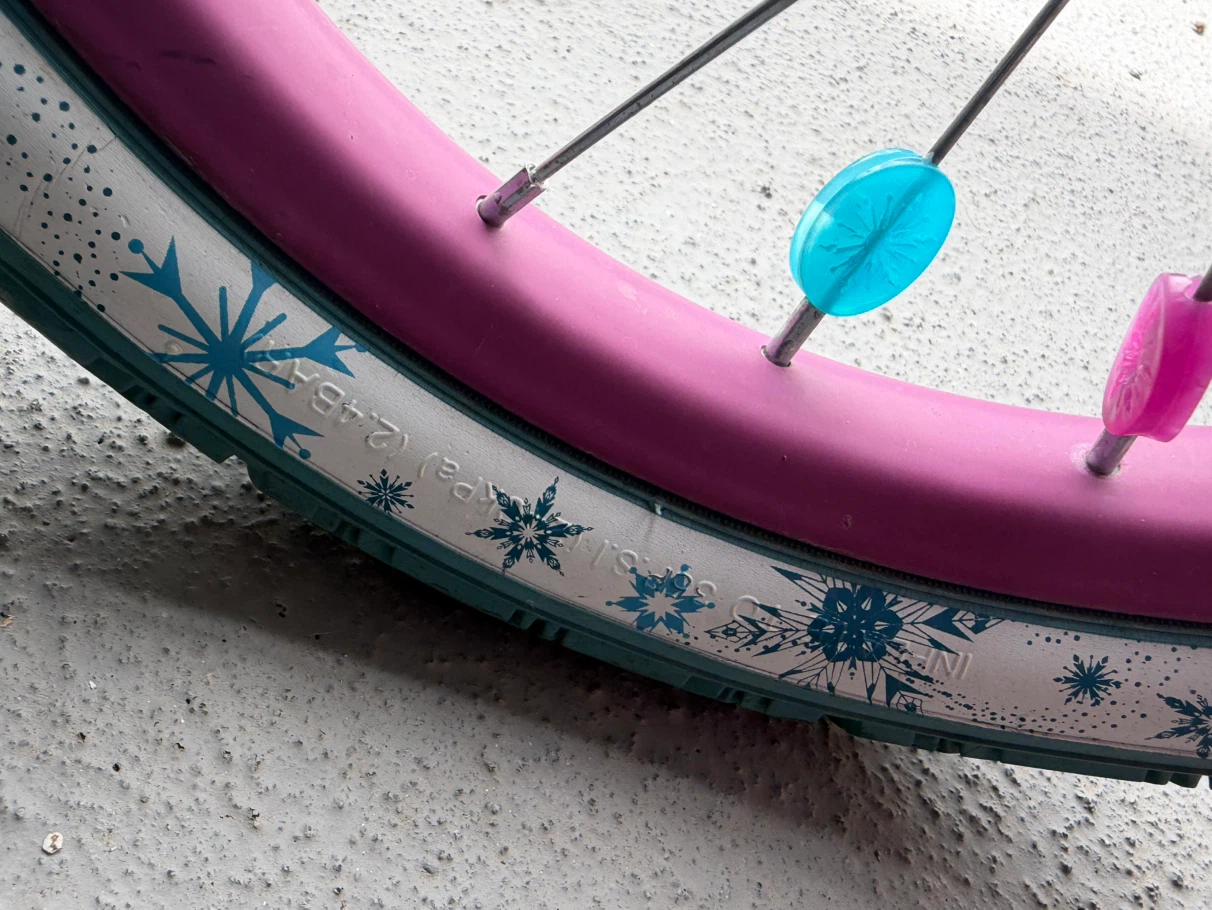 Huffy Frozen 16-inch Children's Bicycle - photo 4