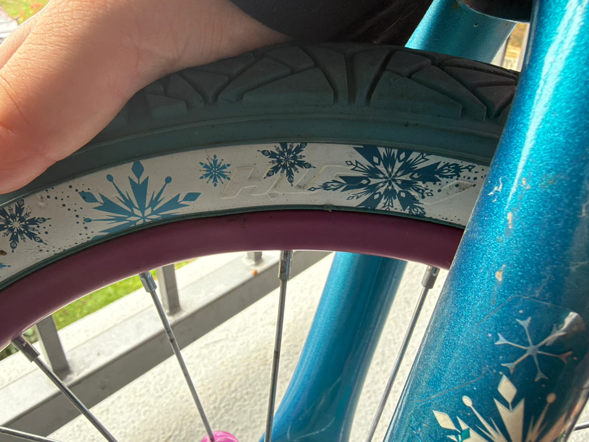 Huffy Frozen 16-inch Children's Bicycle - photo 5