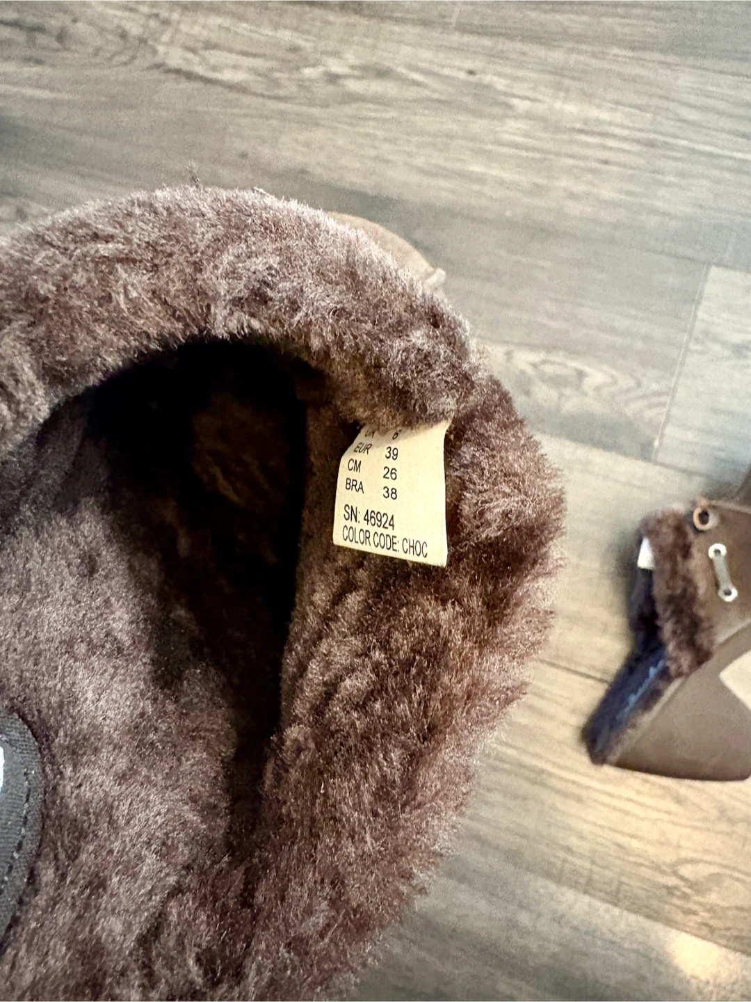 Skechers Fur Lined Suede Clogs - photo 4