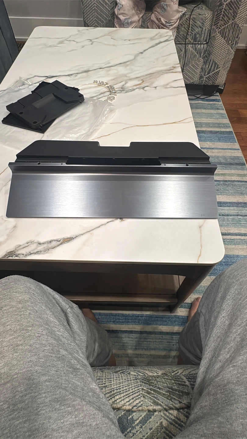 LG OLED base front