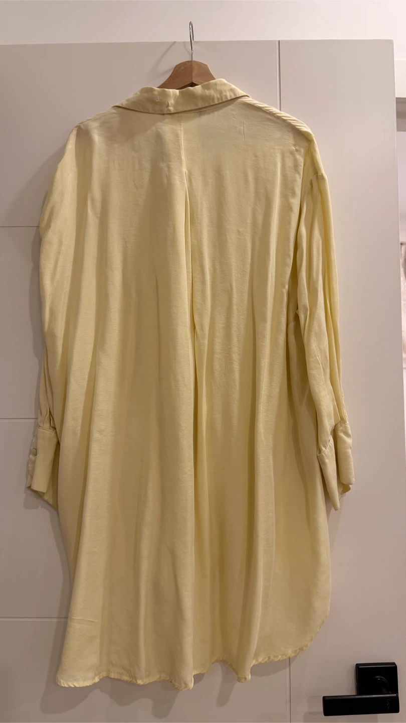 Dilvin Woman Light Yellow Button-Up Shirt - photo 2