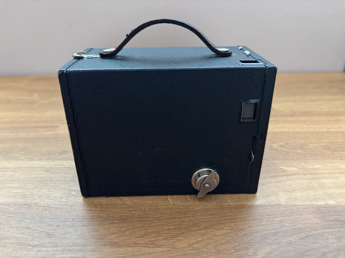 Vintage Kodak Brownie Camera Flash Six-20 - photo 4