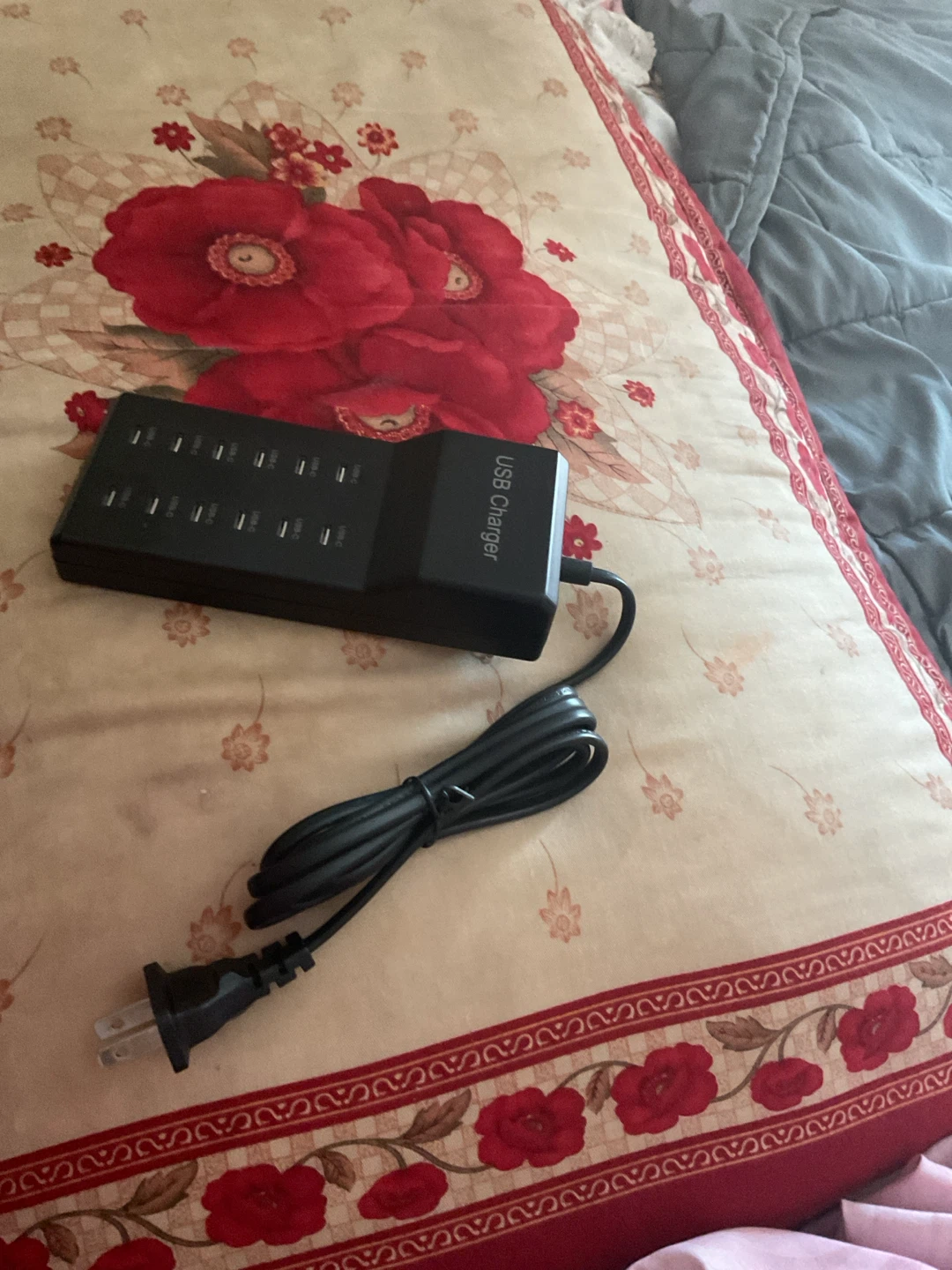 USB C charger  With 12 ports - photo 2