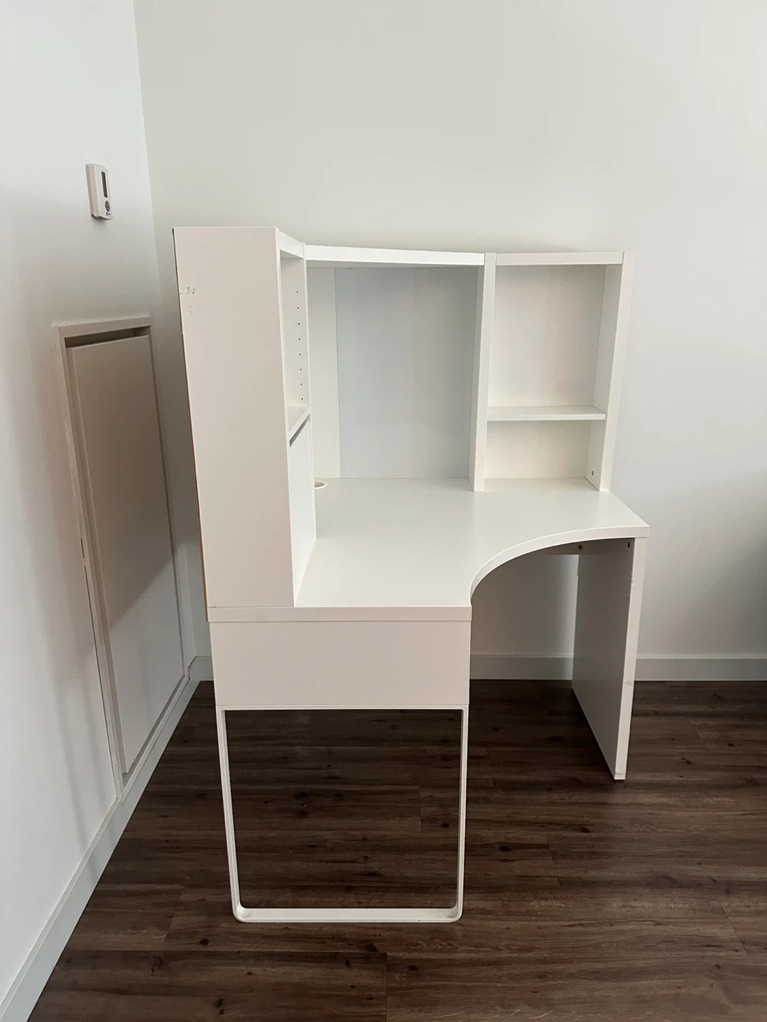 White Corner Desk - photo 3