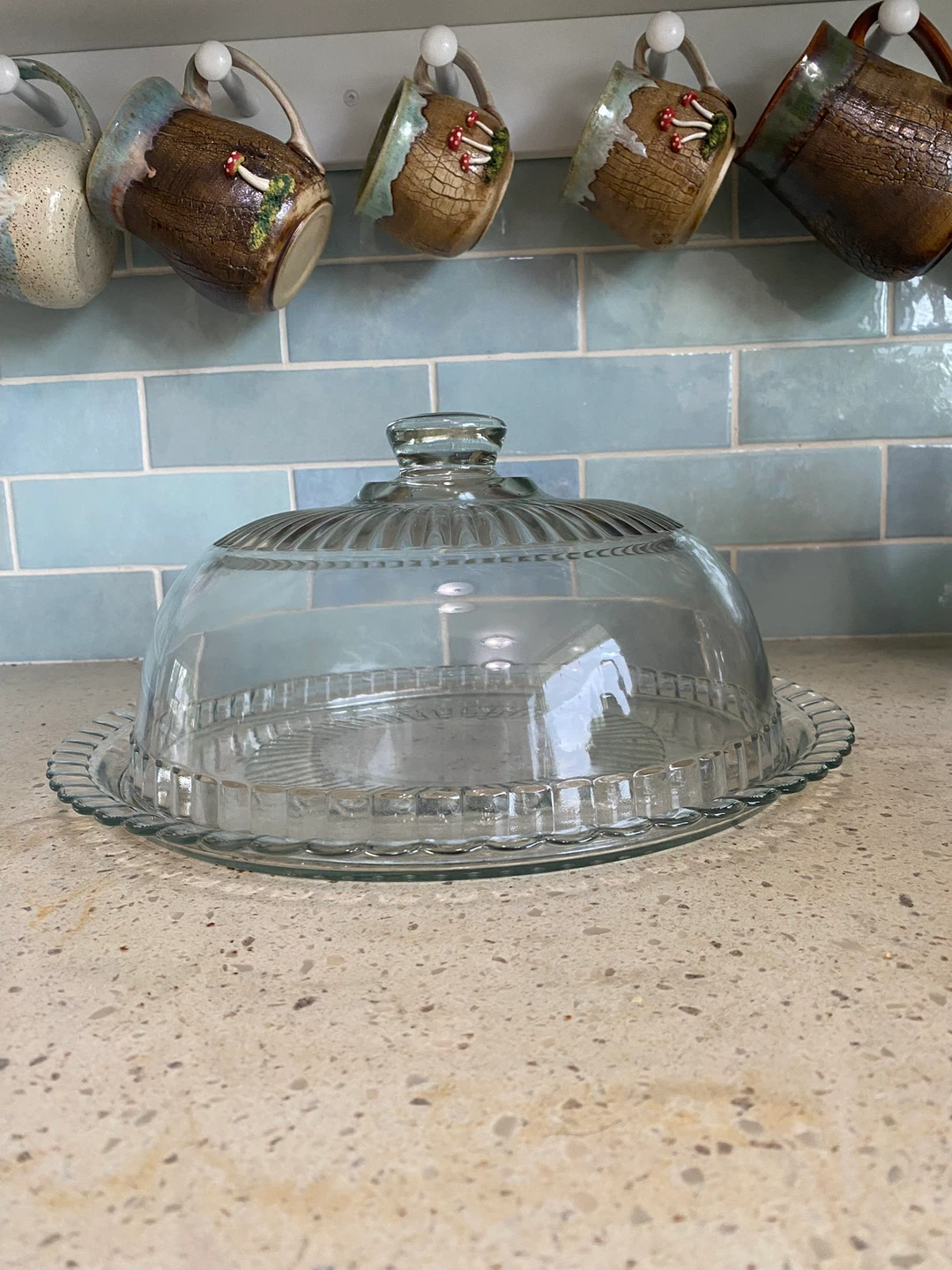Glass cake dome on glass plate - photo 3