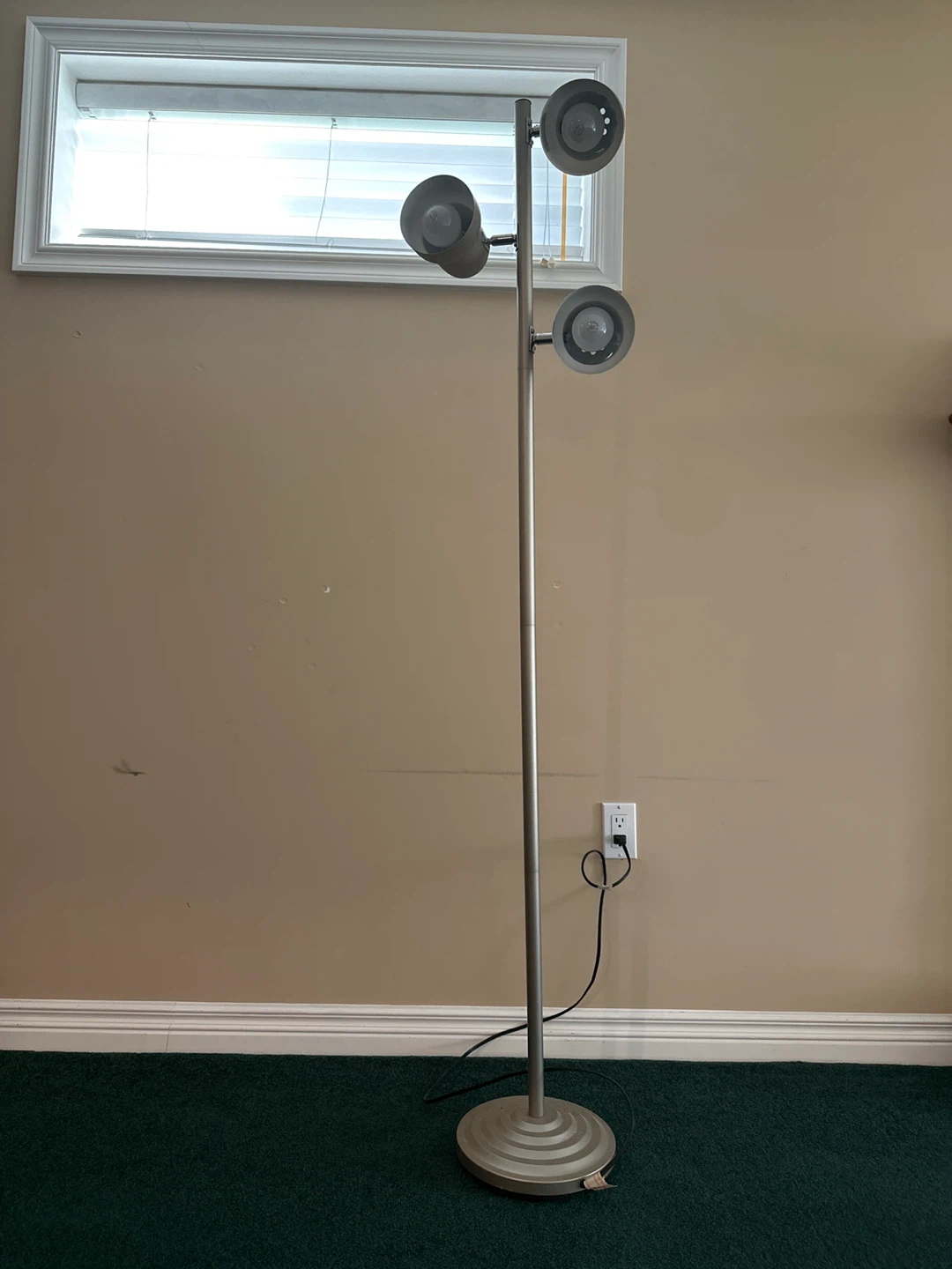 Three-light floor lamp - photo 2
