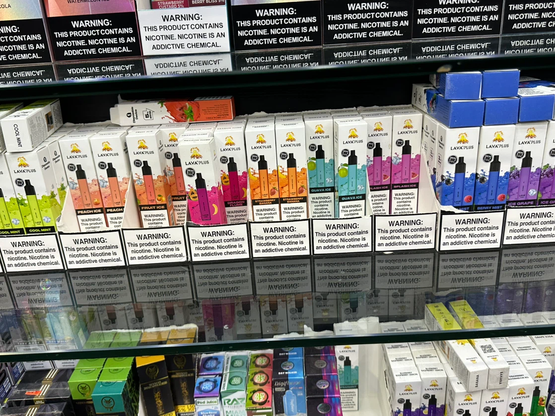 Lava Plus Disposable Vape