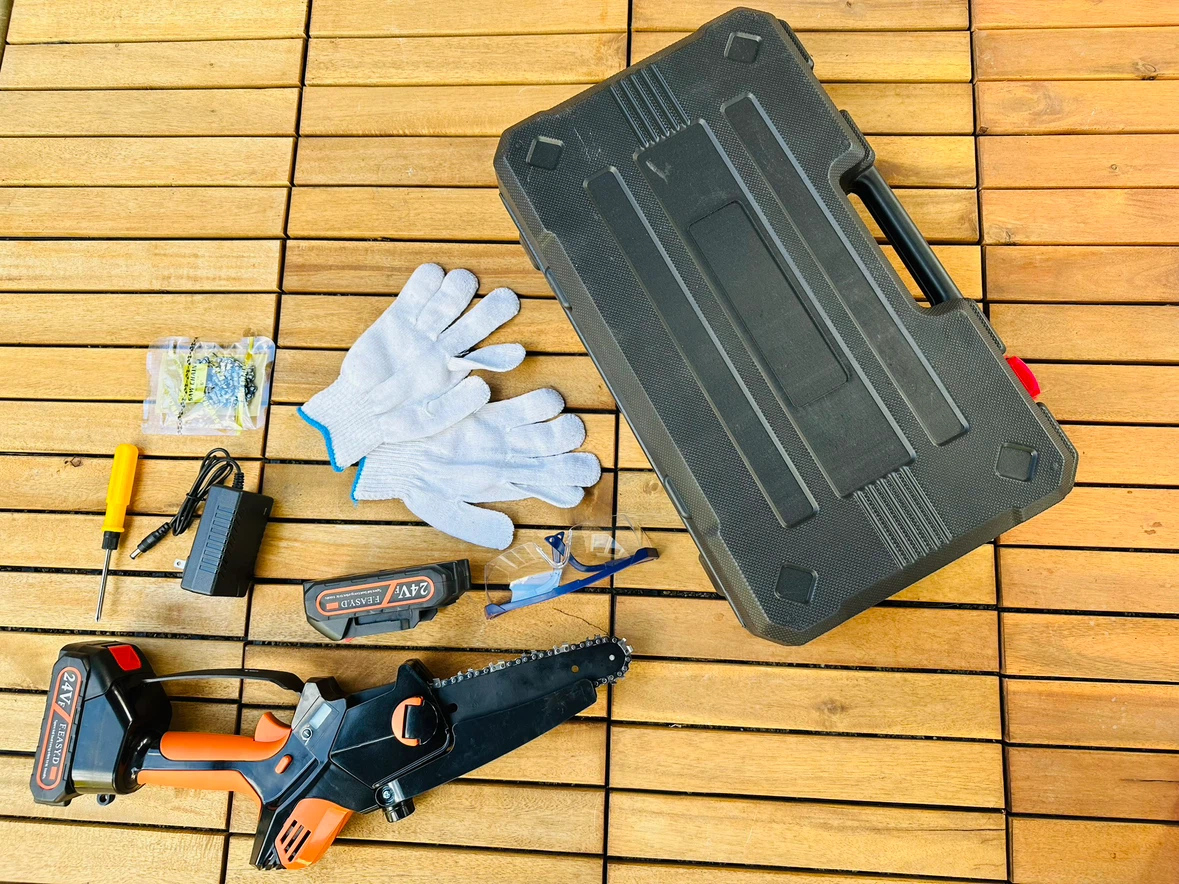 21V Cordless Mini Chainsaw Kit - photo 2