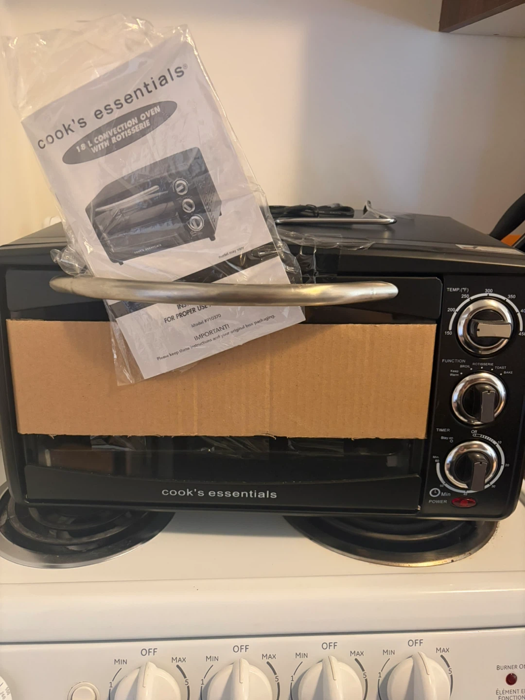 Convection oven with rotisserie