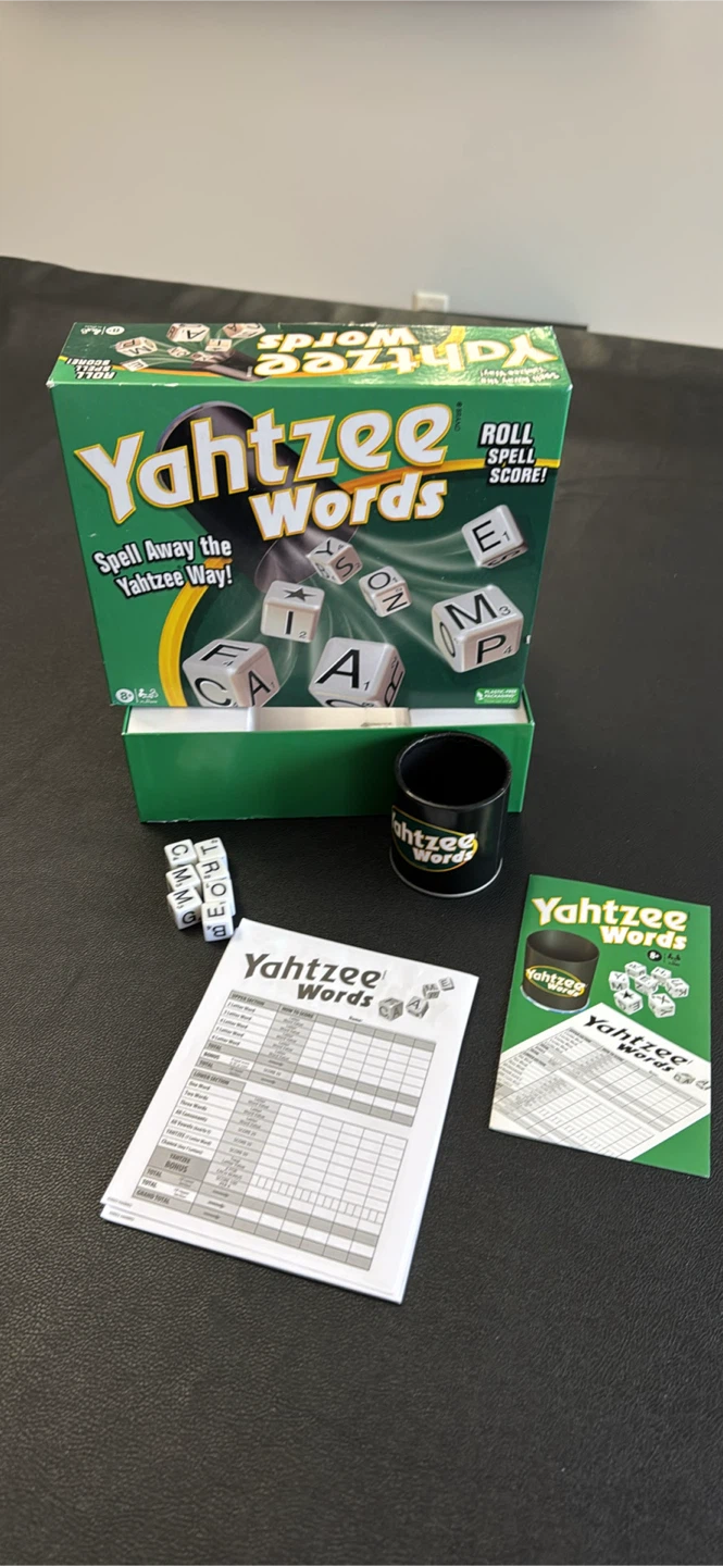 Yahtzee Words Board Game - photo 3