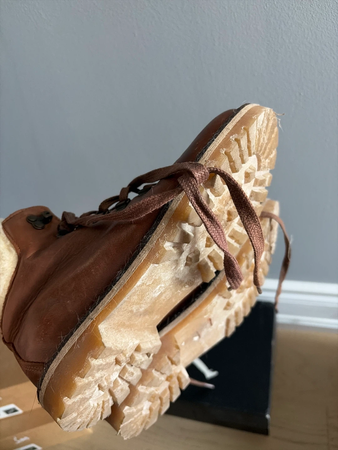 Brown Leather Shearling Lined Boots - photo 2
