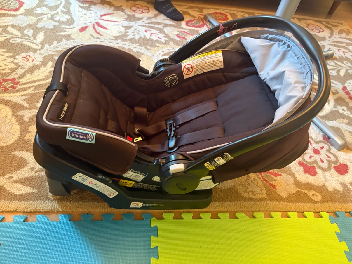 Graco SnugRide 35 Lite LX Infant Car Seat - photo 2