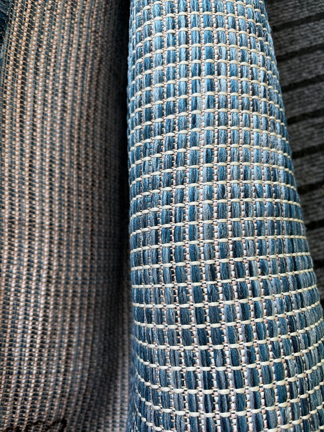 BRAND NEW Blue Woven Area Rug - photo 2