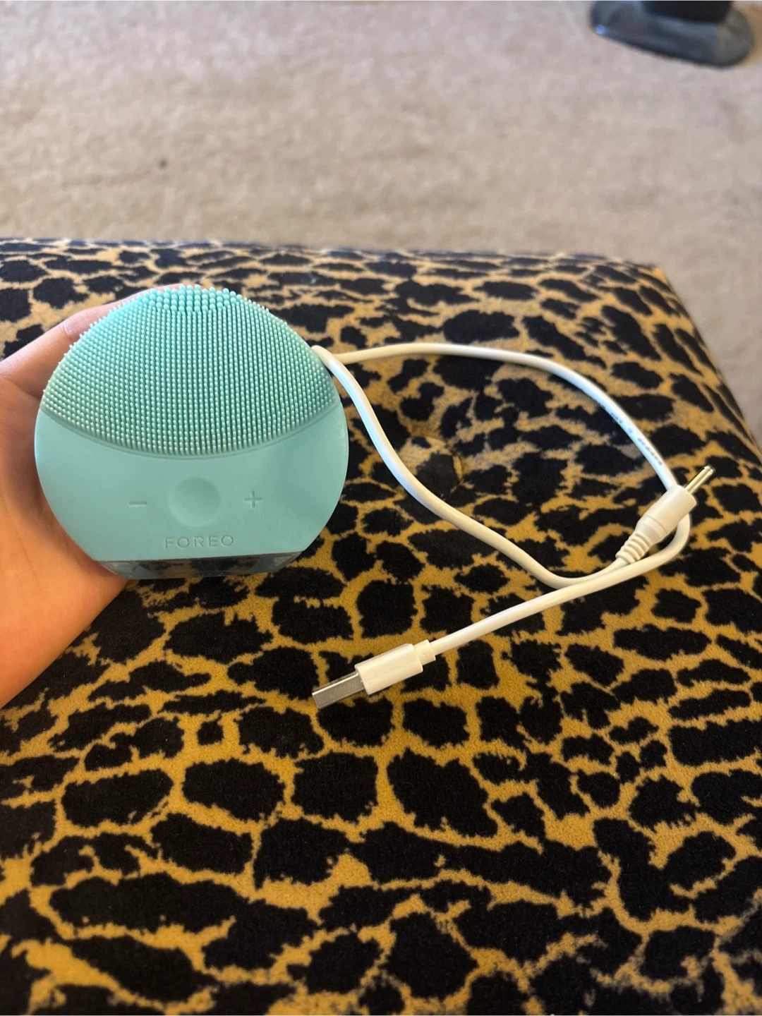 FOREO LUNA Facial Cleansing Brush