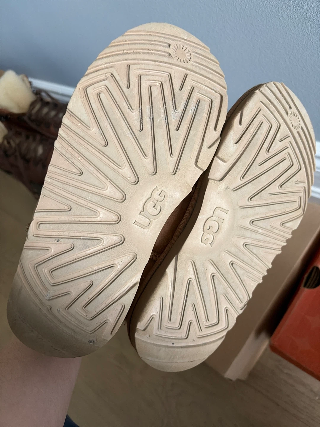 Kids UGG Tan Classic Mini Boots - photo 3