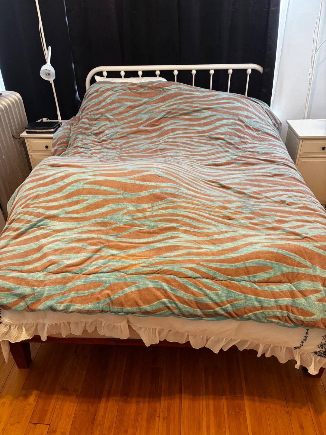 Soft Zebra Print Fleece Blanket - photo 4