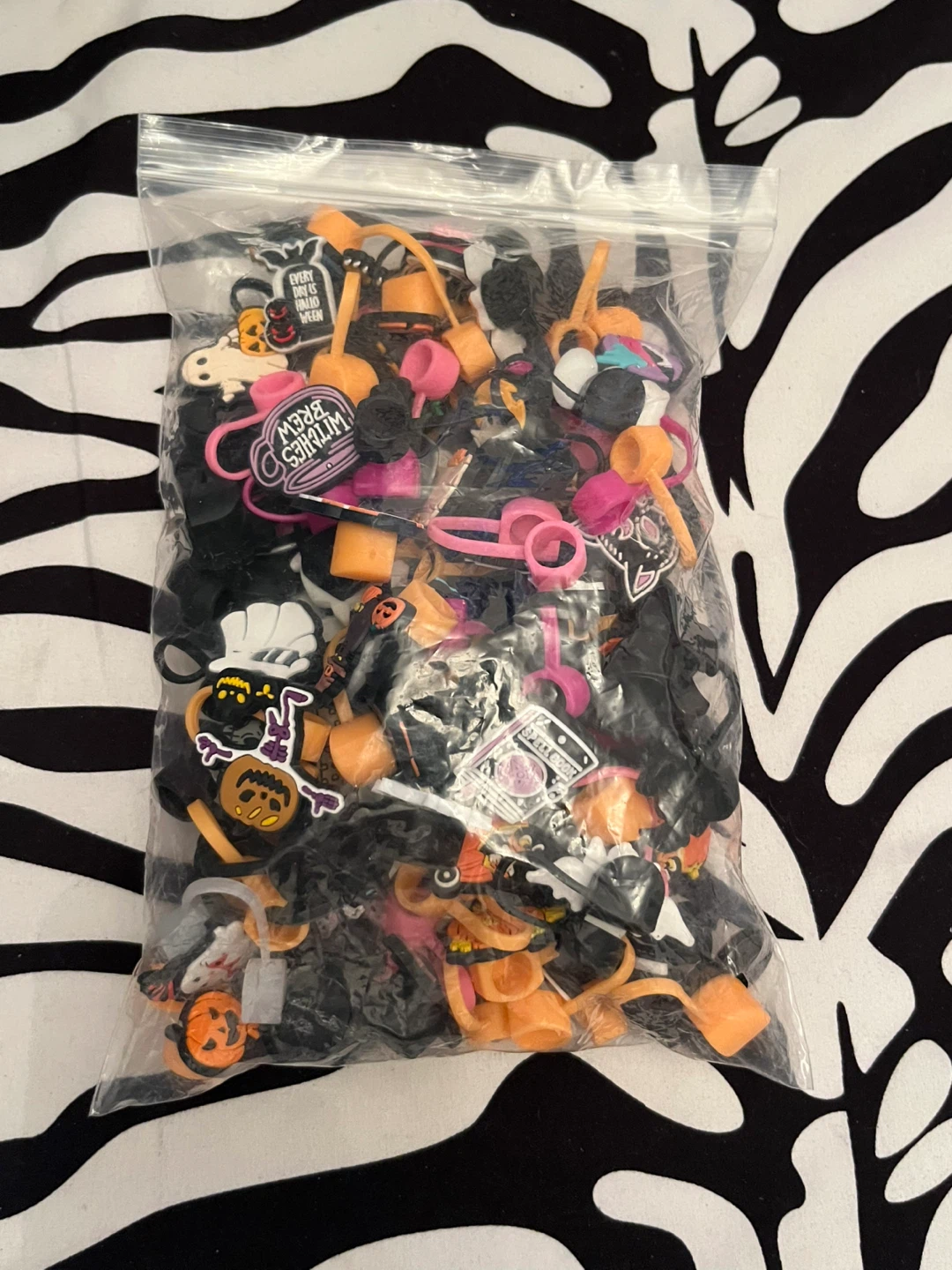 🎃 Assorted Halloween Standard size Reusable Straw Cover Caps 🎃