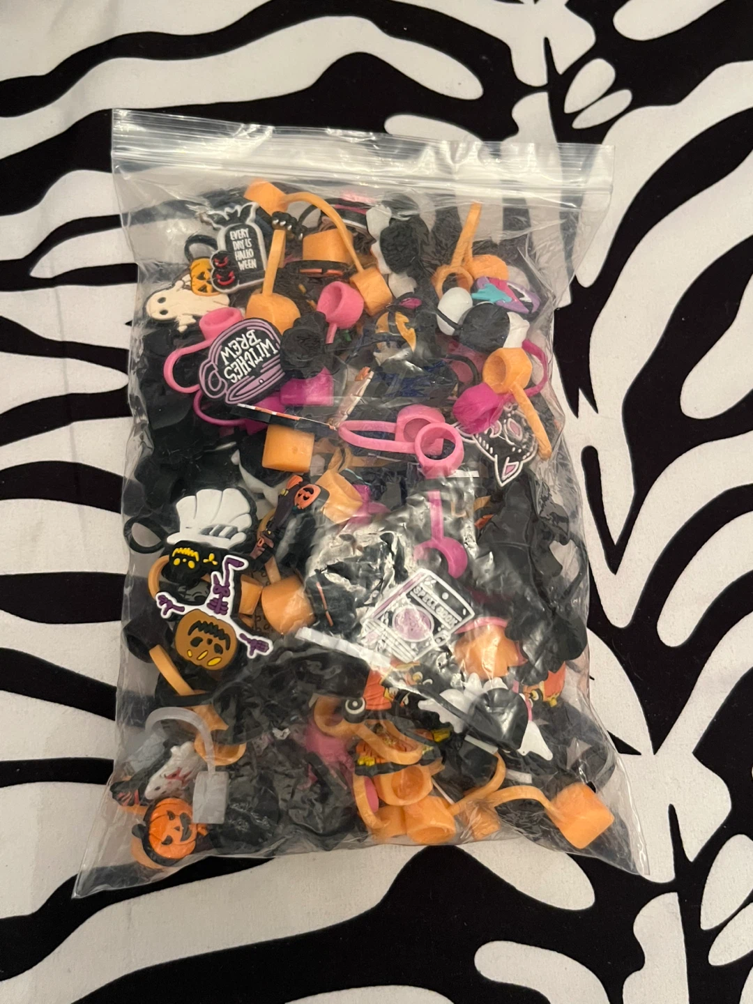 🎃 Assorted Halloween Standard size Reusable Straw Cover Caps 🎃 - photo 2