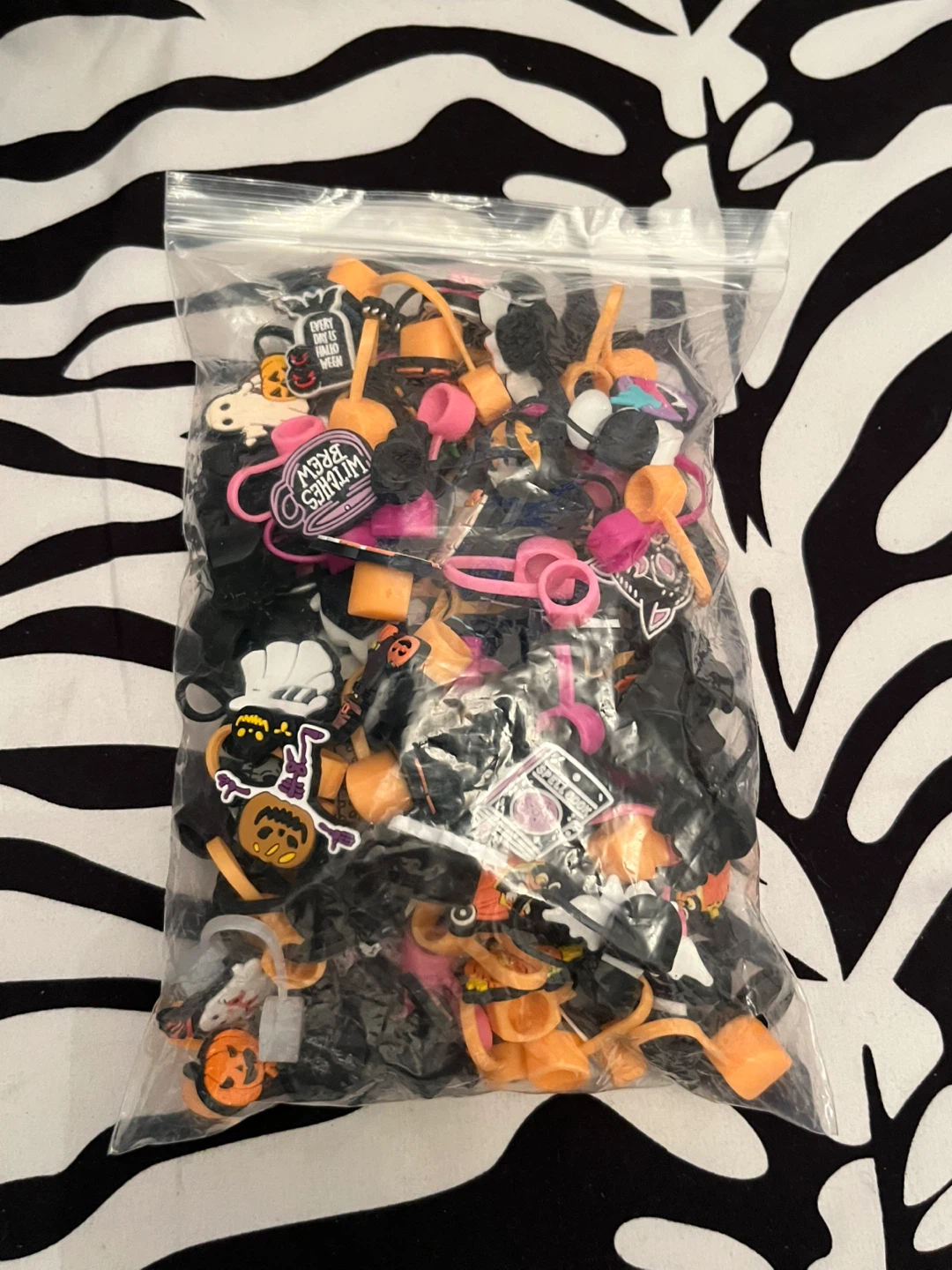 🎃 Assorted Halloween Standard size Reusable Straw Cover Caps 🎃 - photo 3