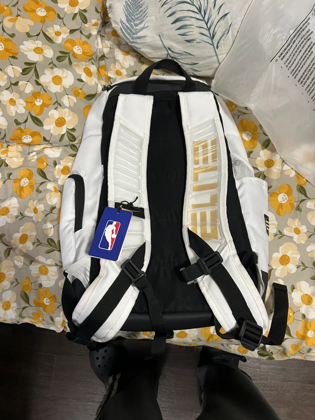 Trading White Black and Gold elite bag v2  for V3