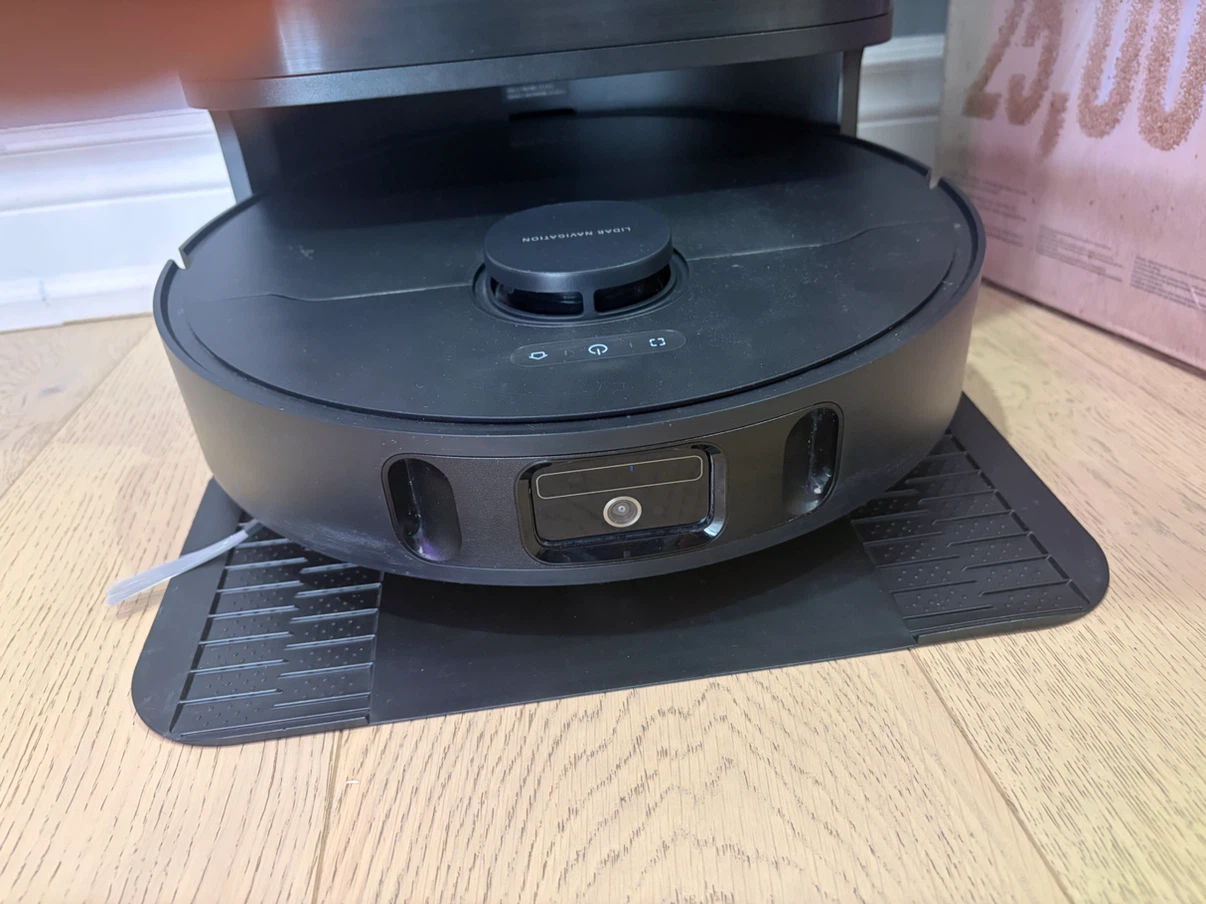 Dreame GoVac 405 Robot Vacuum & Mop – $250 FIRM - photo 3