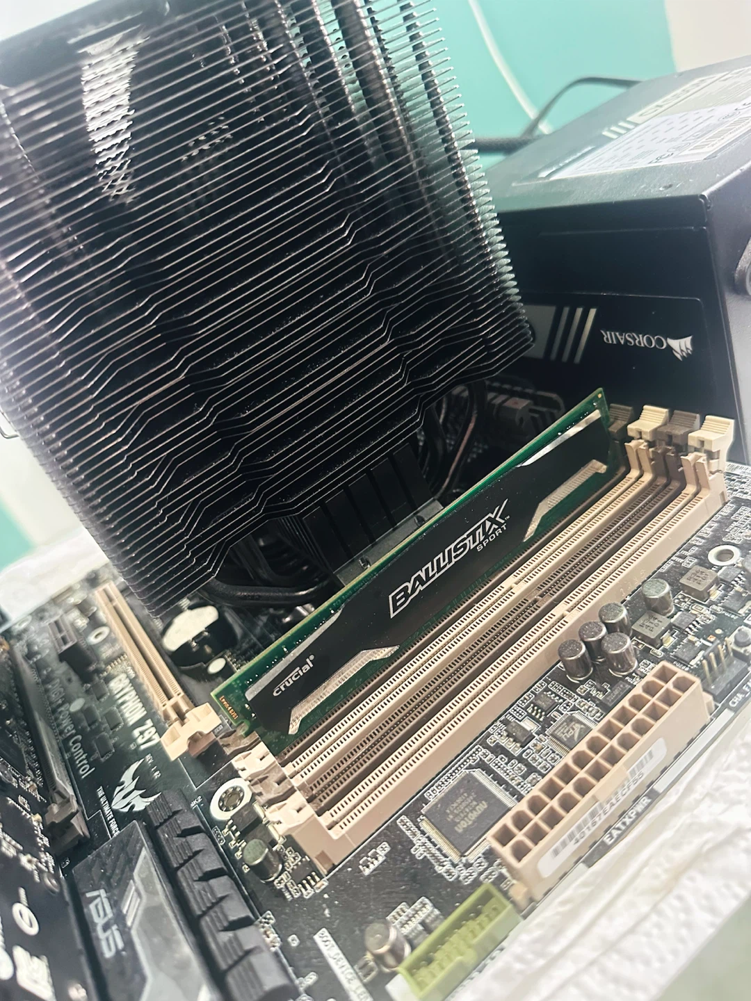 ASUS Gryphon Z97cpupower supplyGPU gtx 970 - photo 5