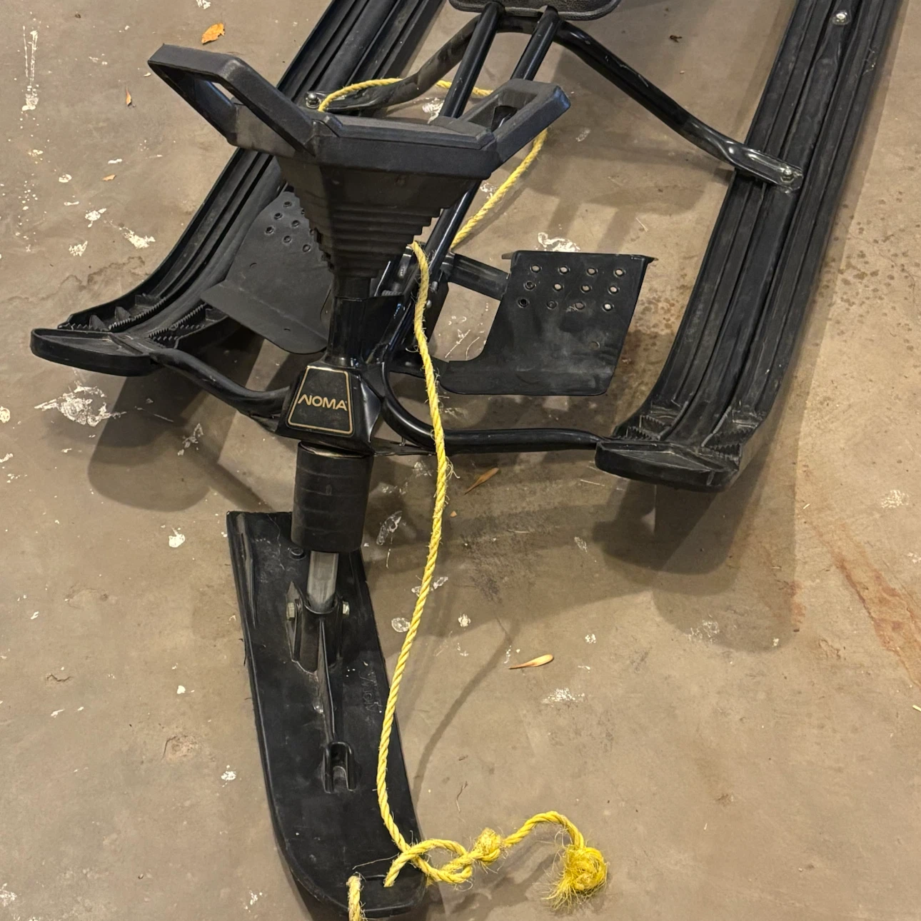 Noma Steerable Snow Sled