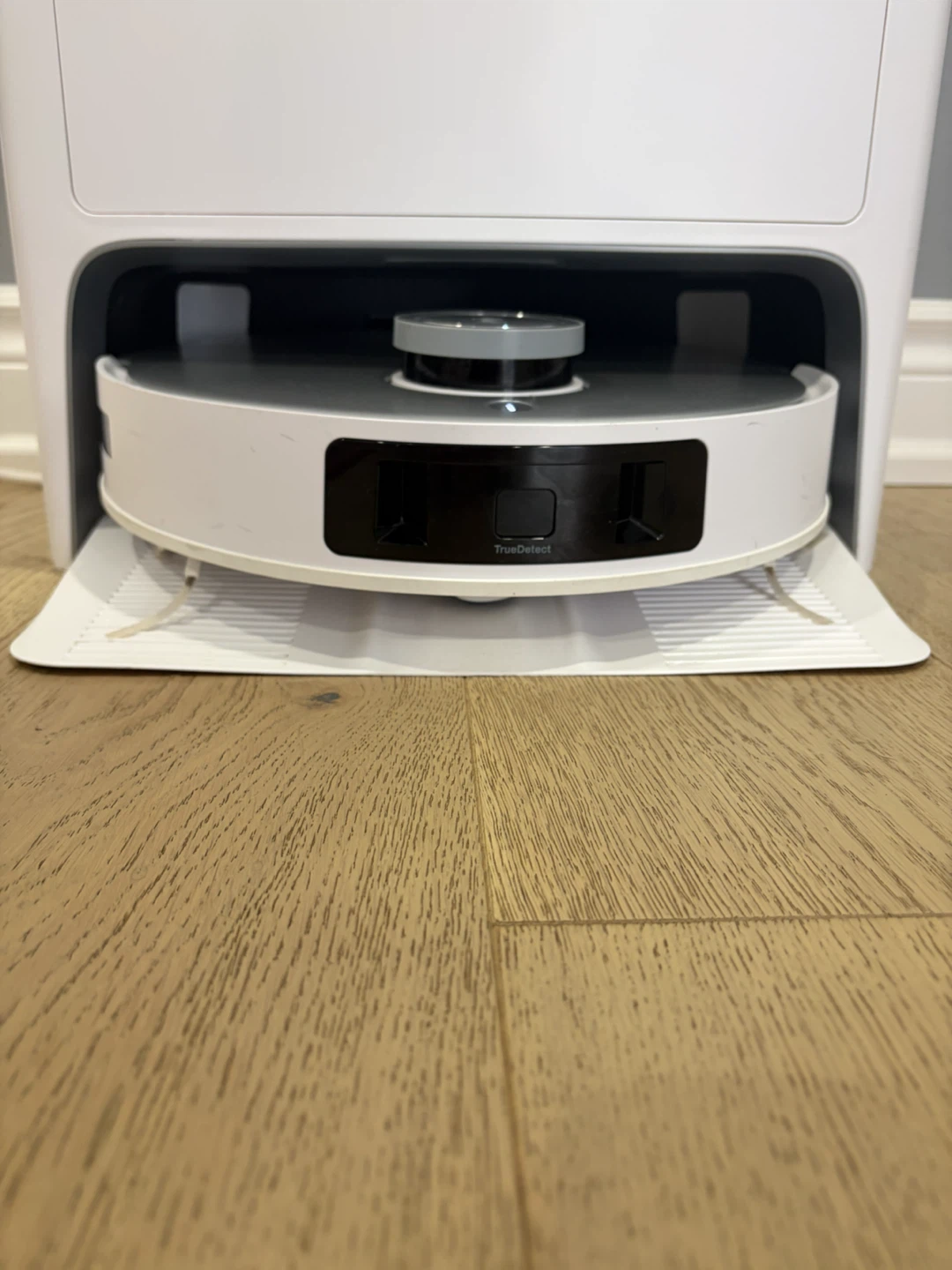 ECOVACS DEEBOT TEO OMNI Robot Vacuum & Mop – Self-Cleaning - photo 2