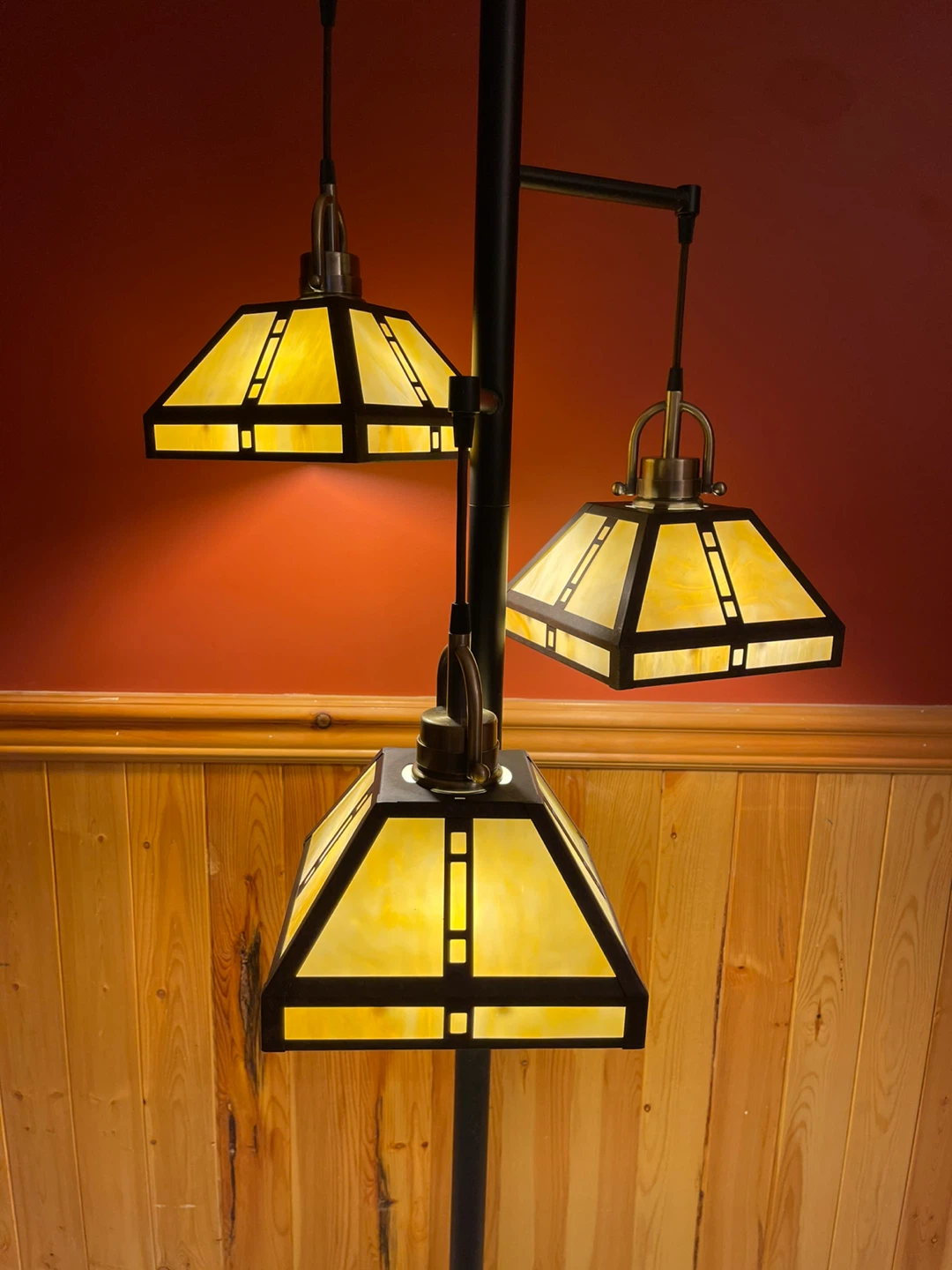 A beautiful 3-shade stained glass floor lamp - photo 2