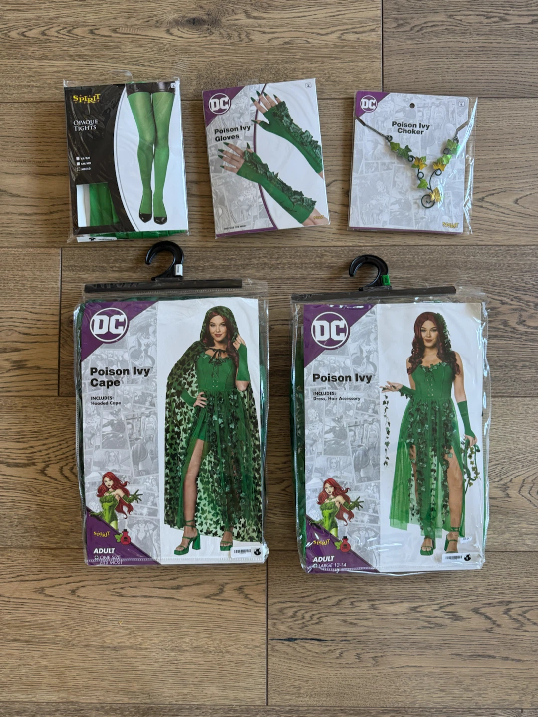 Halloween Poison Ivy Adult Costume Bundle - photo 2
