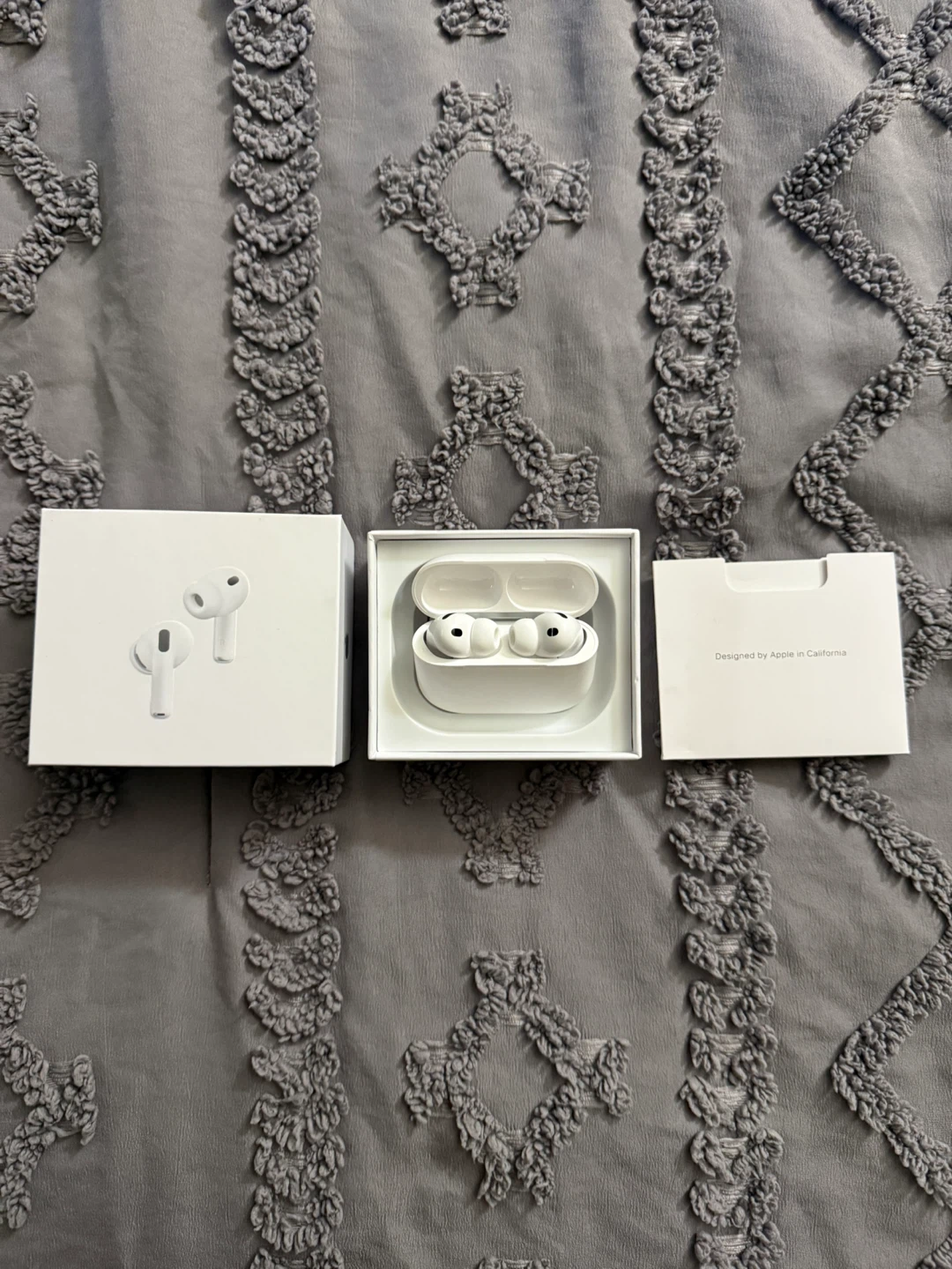 Apple AirPods Pro 3 - photo 2