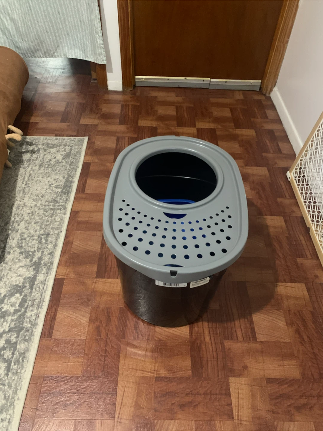 Iris Top Entry Cat Litter Box