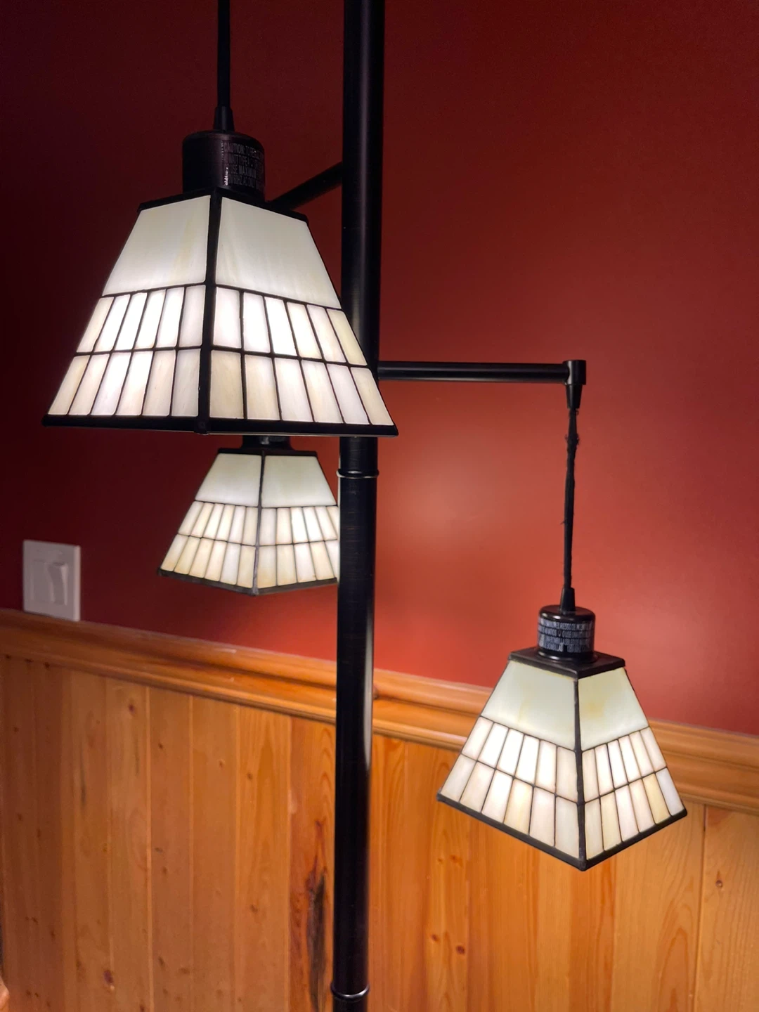 A beautiful 3-shade stained glass floor lamp - photo 4